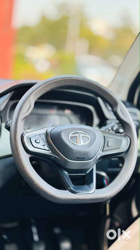 Tata Punch, 2023, Petrol