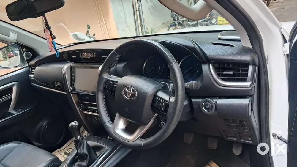 Toyota Fortuner 2023