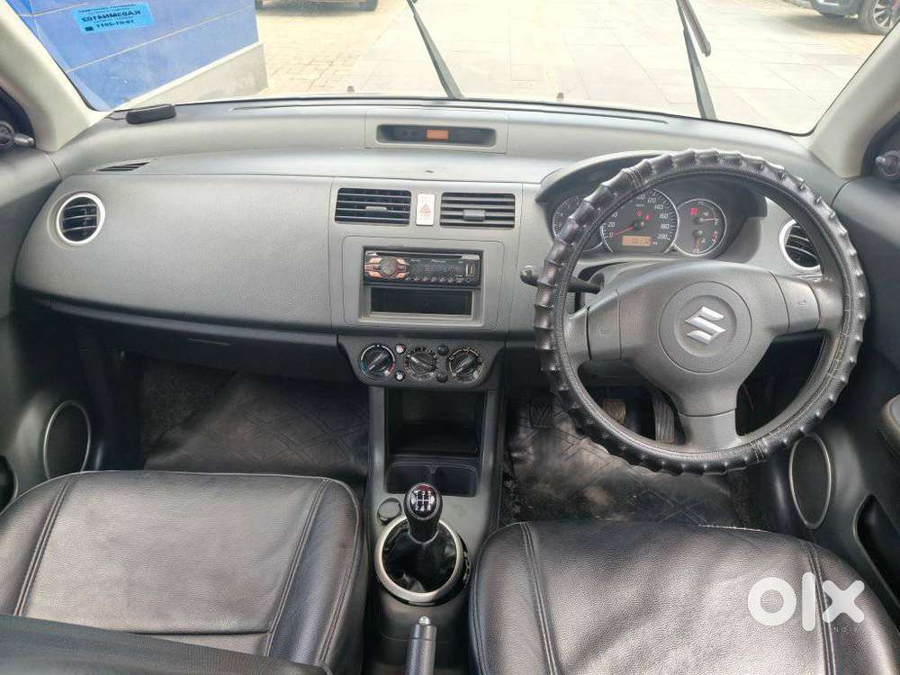 Maruti Suzuki Swift Vxi Bsiv, 2010, Petrol