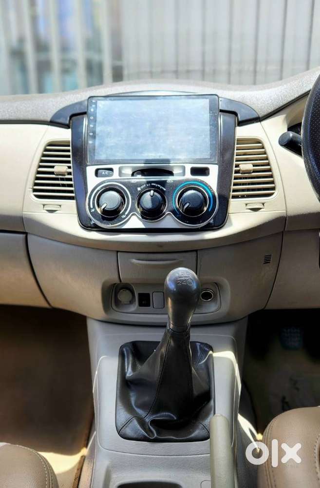 Toyota Innova 2.5 G (diesel) 8 Seater, 2013, Diesel