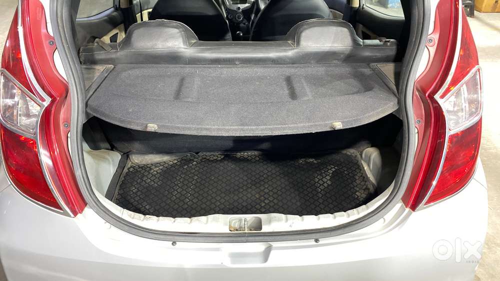 Hyundai Eon Magna +, 2017, Petrol