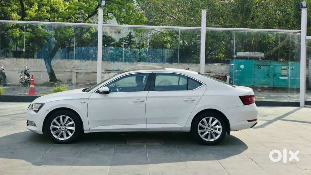 Skoda Superb Lk 1.8 Tsi At, 2016, Petrol