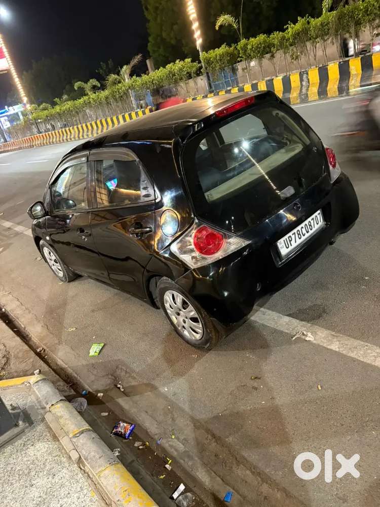Honda Brio 2012 Petrol Well Maintained
