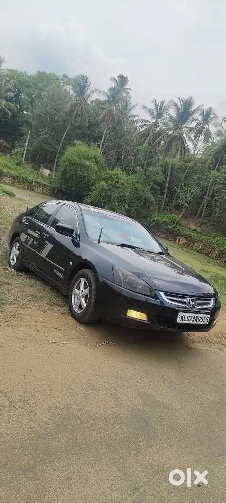Honda Accord 2004 Petrol 140000 Km Driven