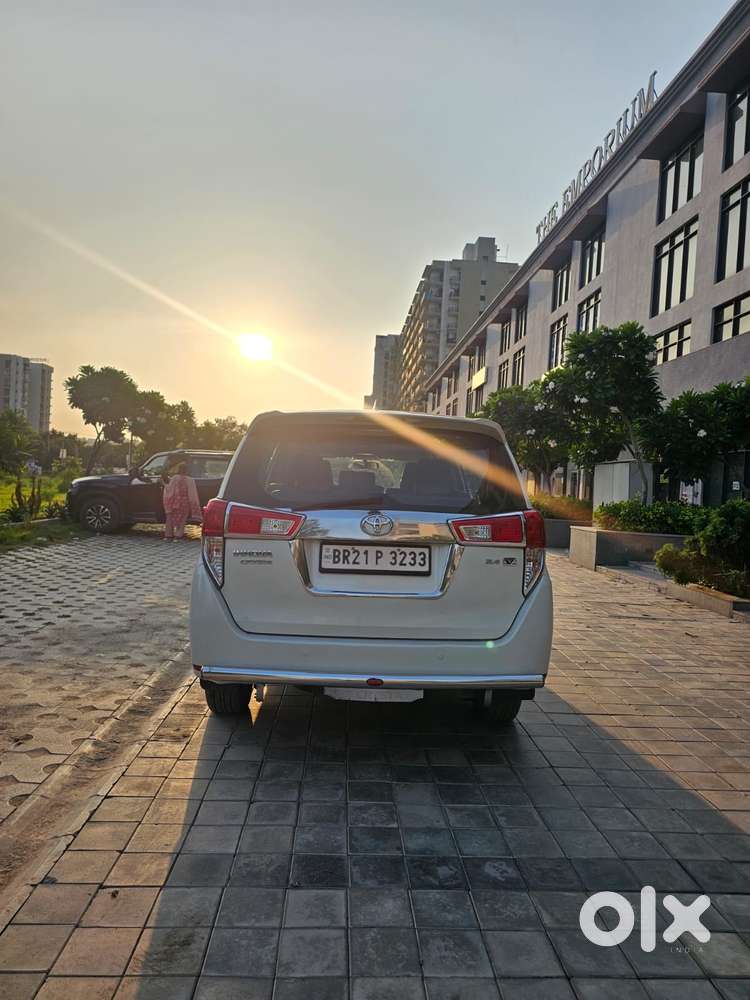 Toyota Innova Crysta 2.4 V, 2017, Diesel