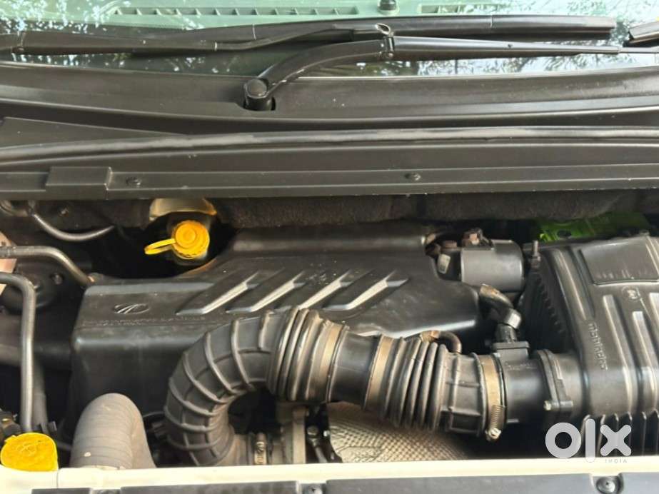 Mahindra Marazzo M8, 2019, Diesel