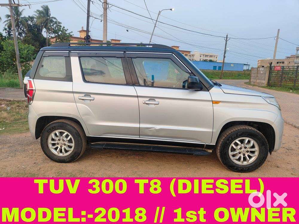 Mahindra Tuv 300 T8, 2018, Petrol