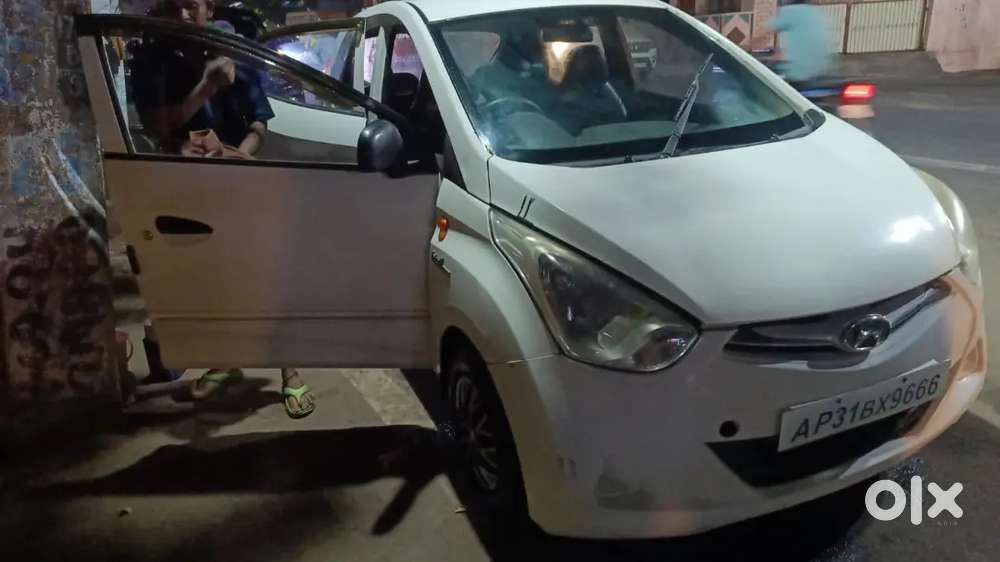 Hyundai Eon 2012 Petrol Well Maintained