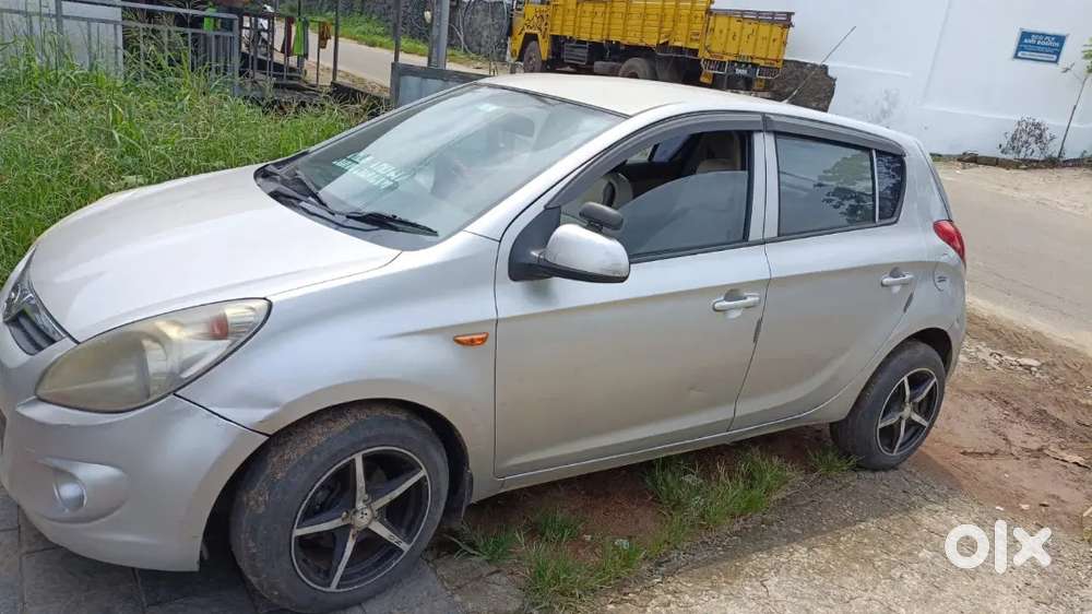 Hyundai I20 2012 Diesel 153000 Km Driven
