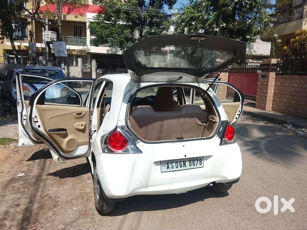 Honda Brio Vx Mt, 2014, Petrol