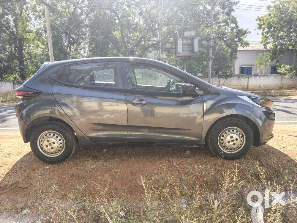 Tata Altroz 1.2 Xm, 2020, Petrol