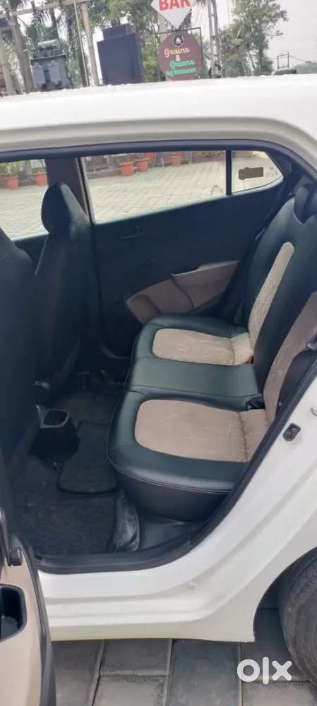 Hyundai Aura 2017 Petrol Well Maintained
