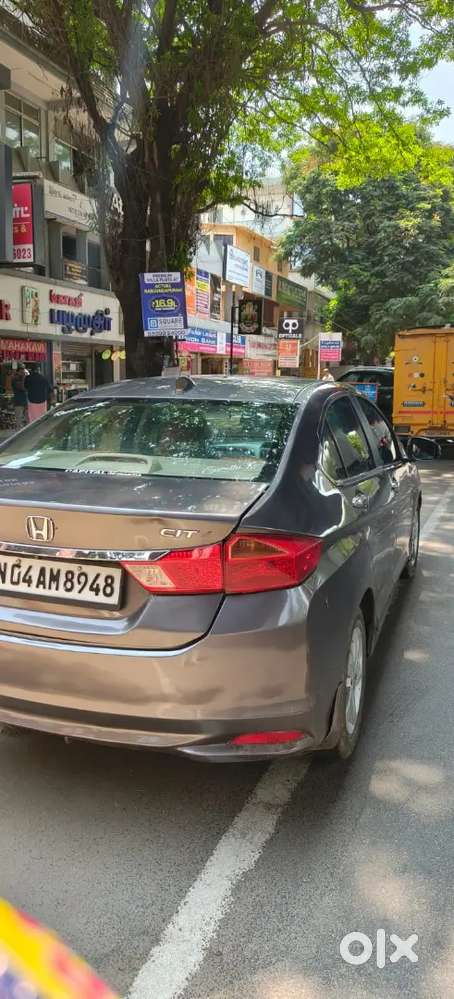 Hyundai I20 2013 Petrol Well Maintained