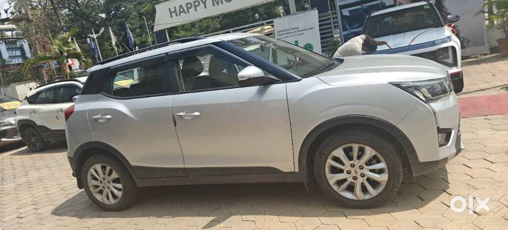 Mahindra Xuv300 W8, 2021, Petrol
