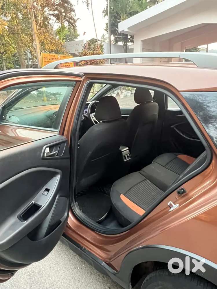 Hyundai I20 Active 2015 Petrol 73000 Km Driven