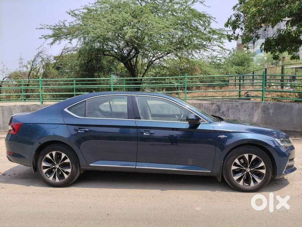Skoda Superb 2.0 Tsi At L&k, 2021, Petrol