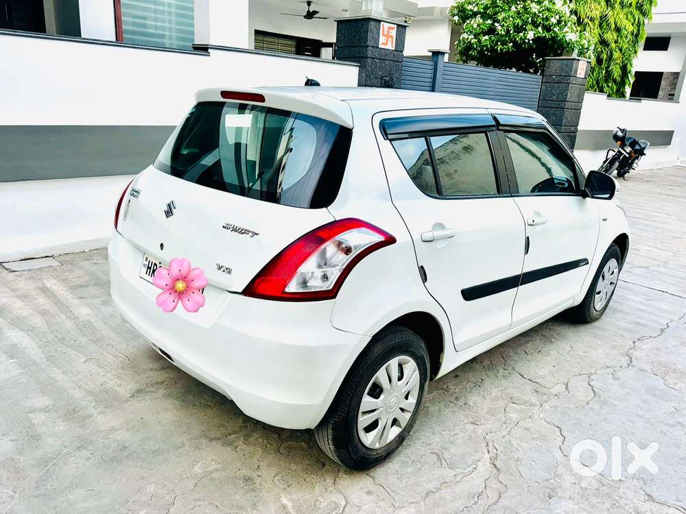 Maruti Suzuki Swift Vxi Glory Limited Edition, 2012, Petrol