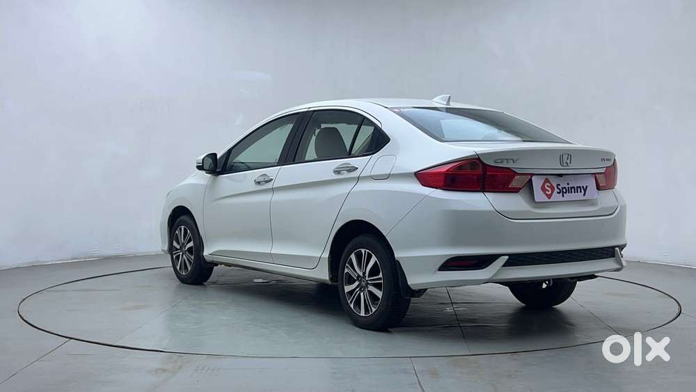 Honda City 1.5 V 4th Gen I-vtec Mt, 2023, Petrol