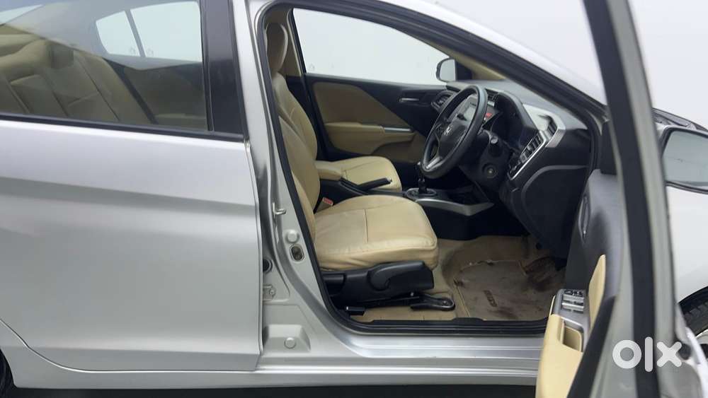 Honda City I-vtec S, 2015, Petrol