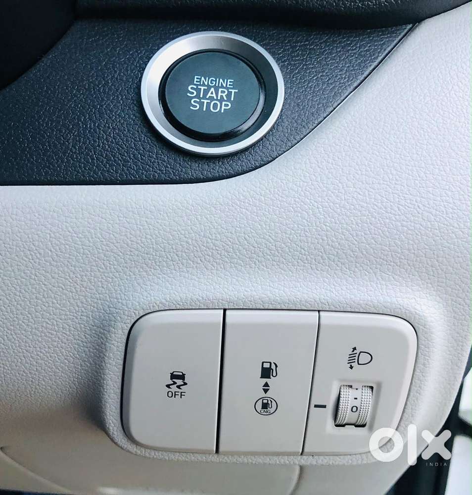 Hyundai Aura 1.2 Sx Cng, 2024, Cng & Hybrids