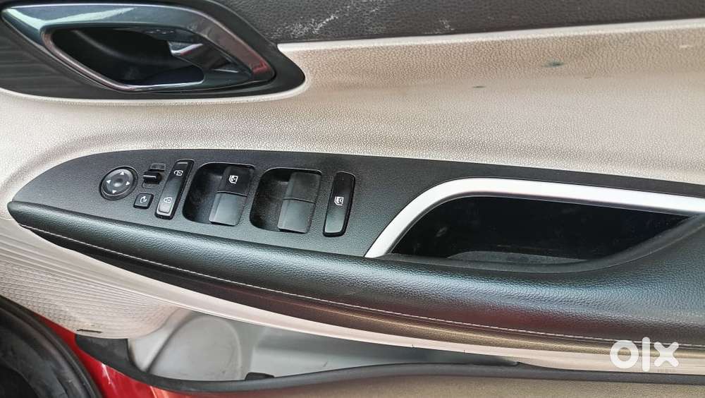 Hyundai I20 Asta (o) 1.2 Mt, 2023, Petrol