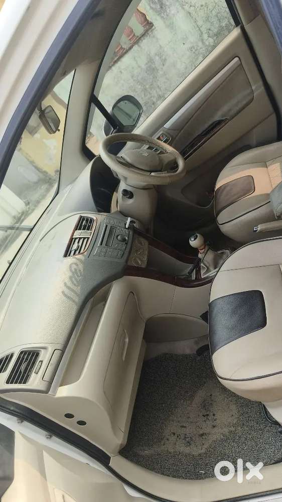 Maruti Suzuki Ertiga 2013