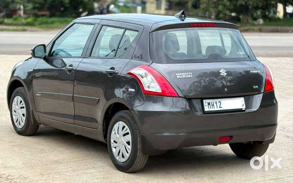 Maruti Suzuki Swift Vxi + Manual, 2015, Petrol