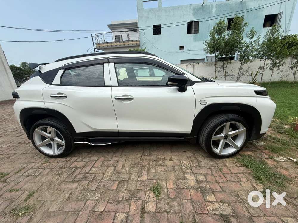 Toyota Urban Cruiser 2025 Model Cng + Petrol