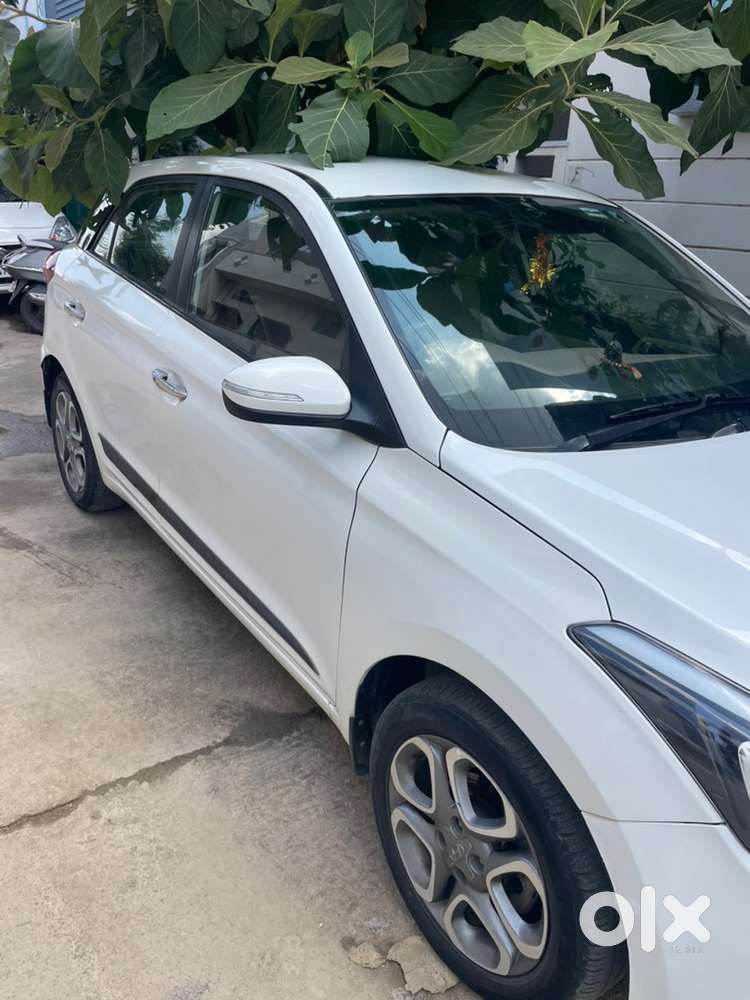 Hyundai I20 2018 Diesel 100000 Km Driven