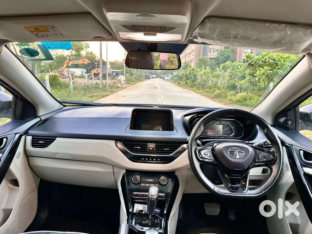 Tata Nexon 1.2 Revotron Xza Plus Premium, 2022, Petrol