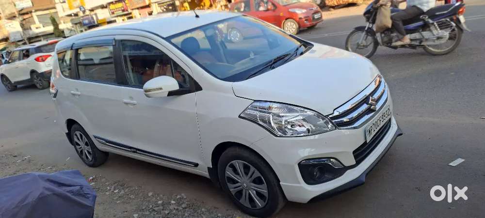 Showroom Condition. No Screth, No Dant.