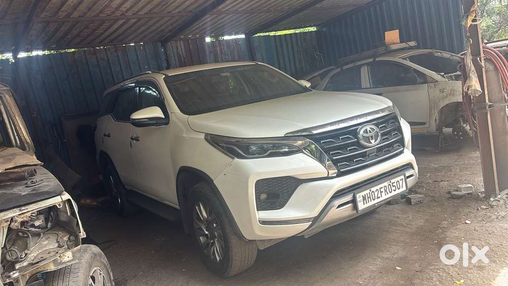 Toyota Fortuner 4x2 Mt 2.8 Diesel, 2021, Diesel