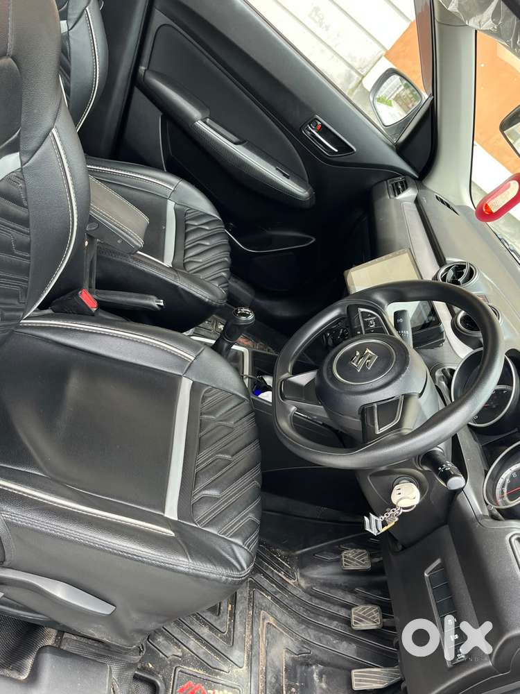 Maruti Suzuki Swift 1.2 Vxi Glory Edition, 2023, Petrol