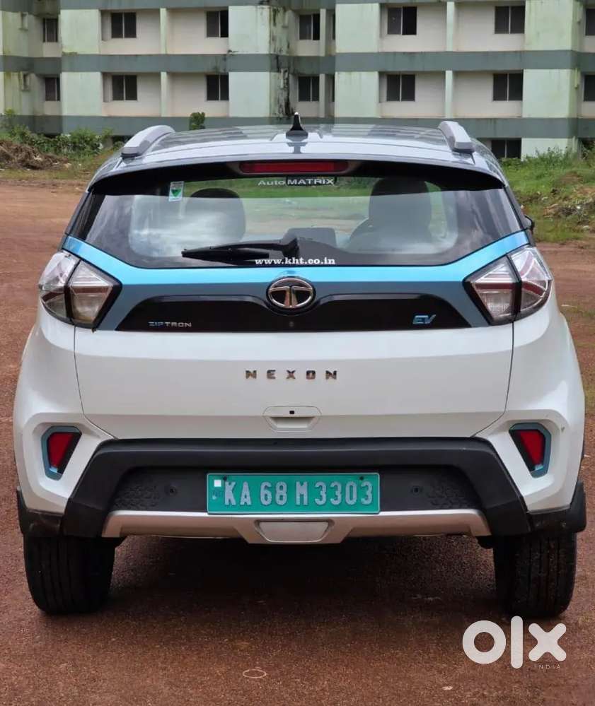 Tata Nexon Xz Plus Lux With Sunroof