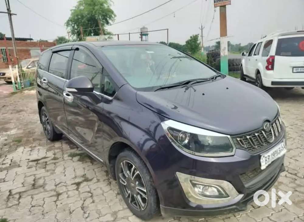 Mahindra Marazzo 1.5 2019