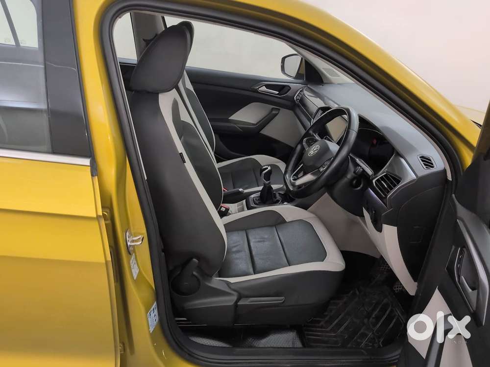 Volkswagen Taigun Topline 1.0 Tsi At (electric Seats), 2022, Petrol