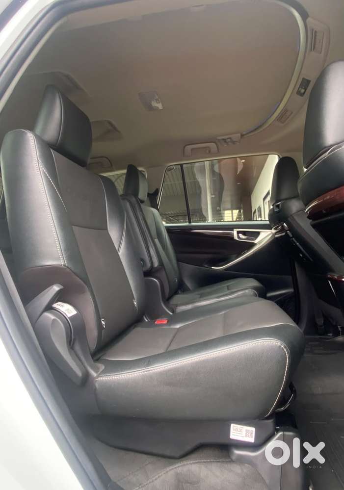 Toyota Innova Crysta 2.4 Z 7 Str, 2025, Diesel