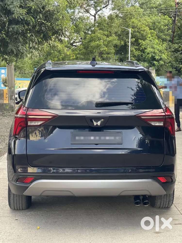 Mahindra Xuv700 Diesel Mt 7 2023