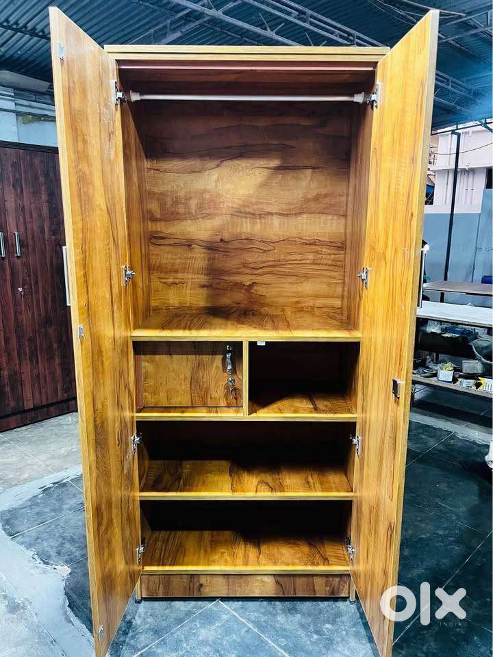 Wardrobe / Wooden Bero / Cupboard  # Wooden Almirah 5JER1