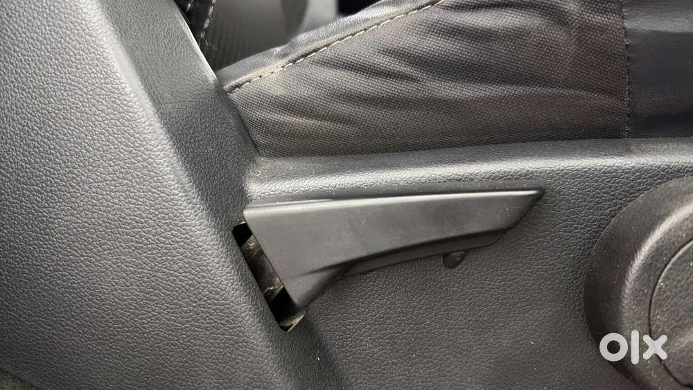 Mahindra Thar Lx D At 4wd Ht, 2023, Petrol