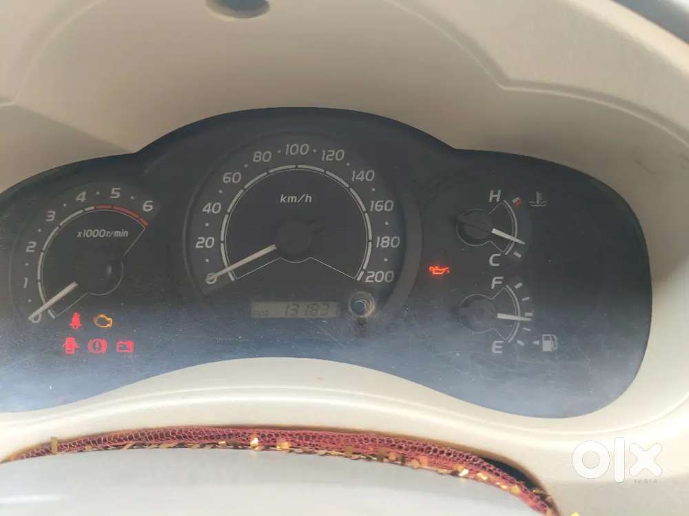 Toyota Innova Diesel 8 Str