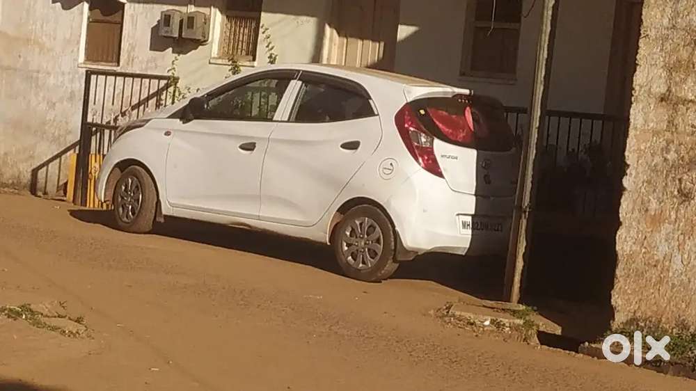 Hyundai Eon 2015 Petrol Well Maintained