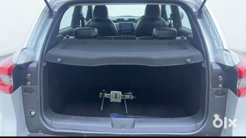Nissan Magnite 2021 Petrol Well Maintained Top Model With 360 Camera.