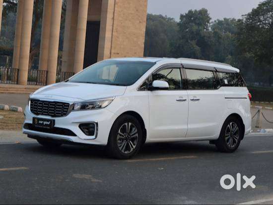 Kia Carnival - Linousine -top Varient - White - 2020 - Amritsar