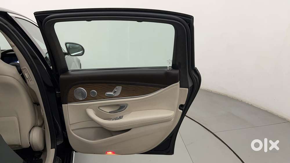 Mercedes-benz E-class Exclusive E 200, 2020, Petrol