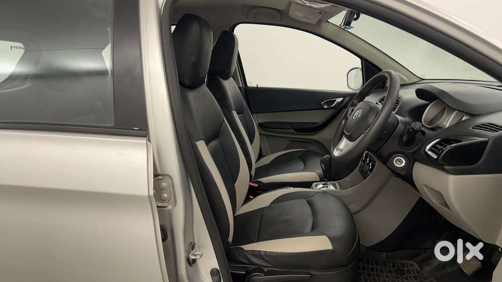 Tata Tiago Xza, 2017, Petrol