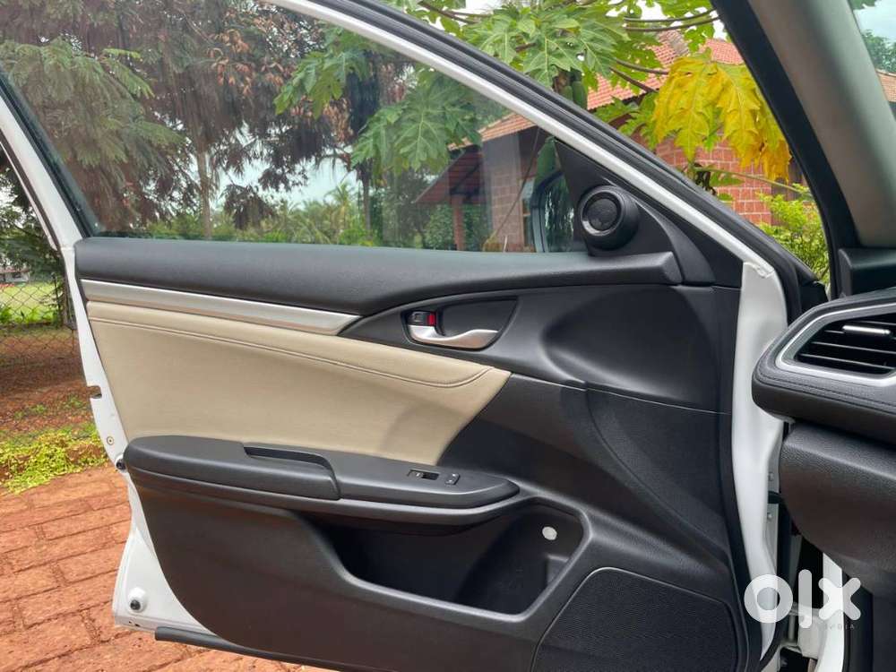 Mint Condition Honda Civic Zx Cvt, Sunroof, Full History, Ernakulam
