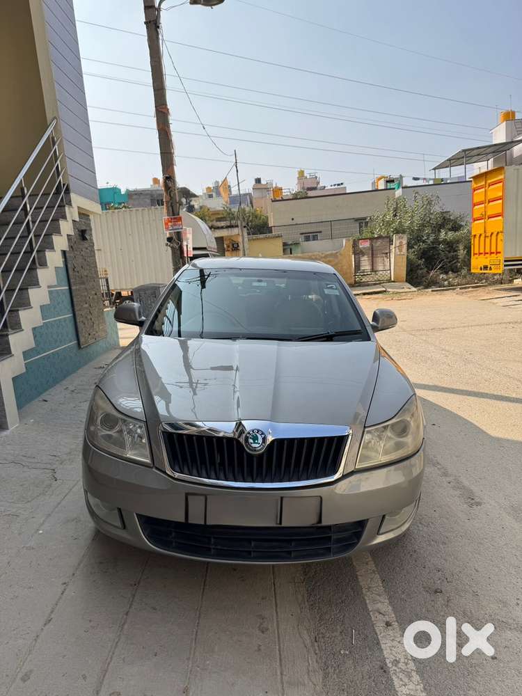 Skoda Laura 2013 Diesel Well Maintained