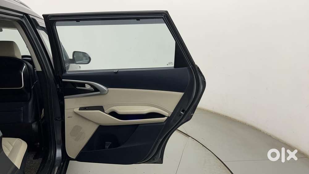 Kia Carens 1.5 Luxury Plus Diesel 7str Imt, 2023, Diesel