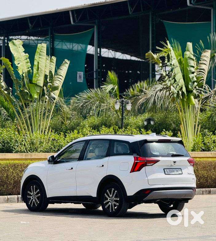 Mahindra Xuv700 Ax7 Luxury Pack Awd, 2025, Diesel